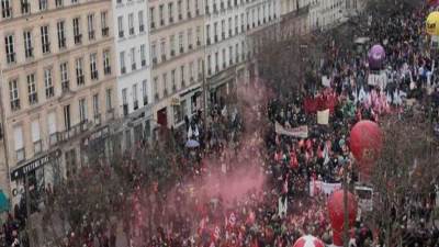 الداخلية الفرنسية: 740 ألف متظاهر في فرنسا اليوم ضد قانون التقاعد