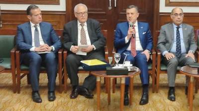 وزير السياحة يشرح استراتيجية عمل الوزارة خلال الإفطار السنوى لجمعية الكُتاب السياحيين