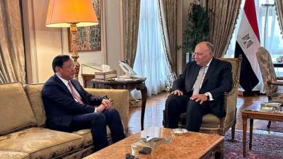 وزير الخارجية يستقبل نائب رئيس الوزراء ووزير الخارجية والتعاون الدولي بمملكة كمبوديا