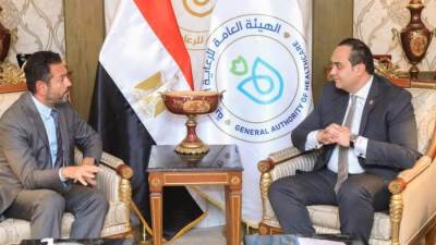 رئيس الرعاية الصحية يبحث التعاون مع المدير الإقليمي لميدترونيك الأمريكية بالشرق الأوسط وأفريقيا