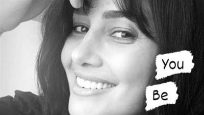 بكلمات دعم.. حلا شيحة تبهر الجمهور بعد خلعها الحجاب 