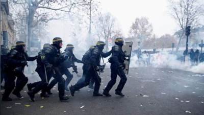 فرنسا: أكثر من ألف شرطي أصيبوا خلال الاحتجاجات
