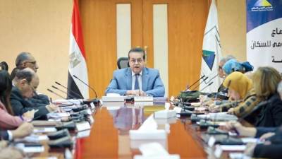 وزير الصحة: تكثيف حملات التوعية بأماكن الكثافة الإنجابية