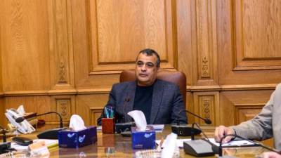 "وزير الإنتاج الحربي" يتابع مستجدات بعض البحوث التي تنفذها الشركات التابعة