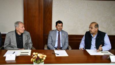 وزير الشباب يبحث تفاصيل التقدم بطلب استضافة دورة الألعاب الأفريقية 2027 والأوليمبية 2036