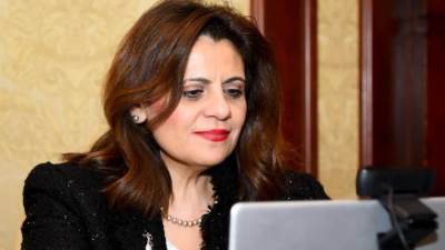 وزيرة الهجرة تعقد اجتماعا تشاوريا مع أعضاء المجلس التأسيسي لـ"شركة المصريين بالخارج للاستثمار" 