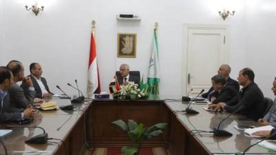 محافظ الجيزة: رصف وتطوير الطرق المحورية بحدائق الأهرام ودعم منظومة النظافة