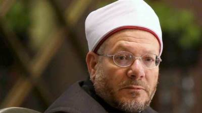 المفتي: لايجوز الاعتكاف في البيوت لافتقاد ركن المسجدية فيه