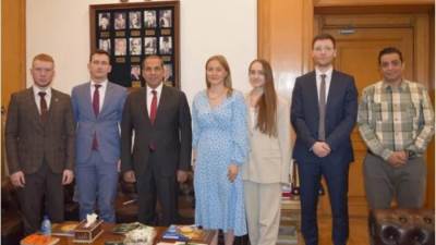 وفد روسى يبحث زيادة التبادل التجارى والاستثمارى مع غرفة القاهرة التجارية