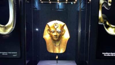 وزير السياحة يعلن افتتاح معرض الآثار المؤقت" رمسيس وذهب الفراعنة" بباريس