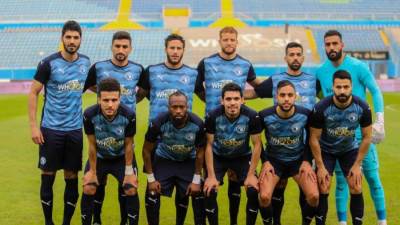 بيراميدز يوقف استثماراته رداً على رفض طلبه بتعيين حكام أجانب 