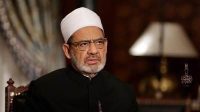 الإمام الطيب يدعو للاجتهاد للخروج بفقه وفتاوى جديدة تبين للناس حقيقة تعدد الزوجات