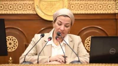 وزيرة البيئة تستعرض ملامح تعزيز الحكومة للاقتصاد الدوار للاستفادة المثلى من الموارد الطبيعية