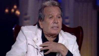 محمد مختار يعتذر لنادية الجندي على الهواء.. ارجوكِ تسامحيني على اللي حصل