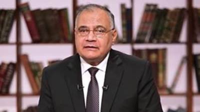 هل يجوز الإفطار للاعب كرة القدم في رمضان؟.. سعد الدين الهلالي يجيب