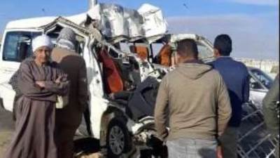 مصرع 6 أشخاص وإصابة 5 آخرين فى انقلاب ميكروباص بطريق إسكندرية الصحراوى