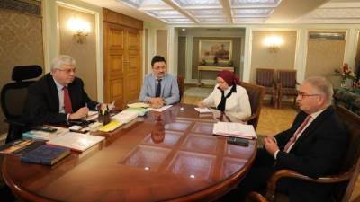 عاشور: اهتمام كبير من الحكومة المصرية بمشروع إنشاء حرم جديد للجامعة الفرنسية