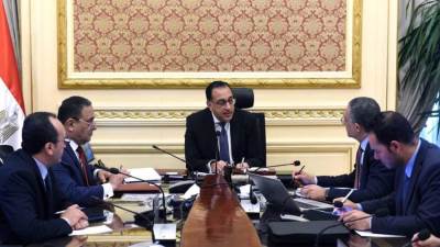 مدبولي: الدولة تركز على ملف تهيئة مناخ الاستثمار وتيسير بيئة الأعمال