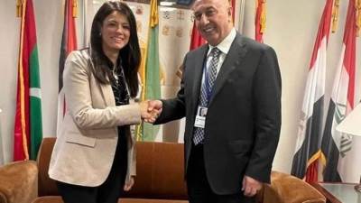 المشاط تلتقي وزير البيئة العراقي لبحث تعزيز التعاون المشترك