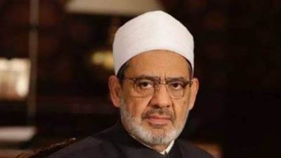 شيخ الأزهر يهنئ الرئيس السيسي والأمتين العربية والإسلامية بحلول عيد الفطر المبارك