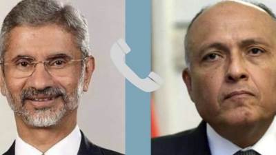 وزير الخارجية يتلقى اتصالاً هاتفياً من نظيره الهندي