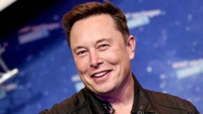 تويتر يزيل العلامات الزرقاء.. وينهي الحقبة المجانية 