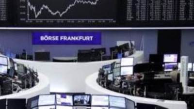 توالي انهيارات أسهم البنوك الأمريكية.. “فيرست ريبابليك” يخسر 100 مليار من ودائعه