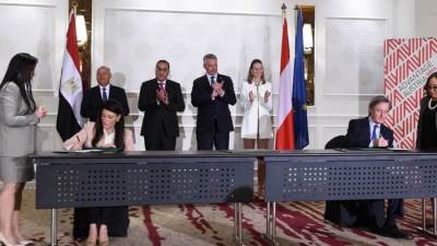 رئيس الوزراء ومستشار النمسا يشهدان توقيع خطاب نوايا بشأن تعزيز التعاون الاقتصادي