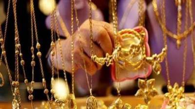 اسعار الذهب تقفز لمستويات قياسية منتصف الخميس.. وعيار 24 يتخطى ال3000