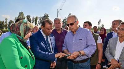 دالدكتور سويلم يتفقد أعمال تطهير الترع بمحافظة المنوفية