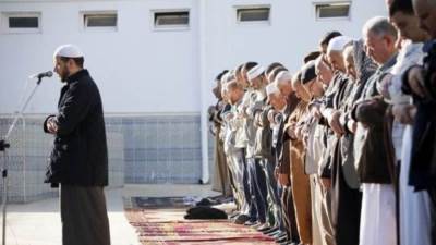 الجزائر تقيم صلاة الاستسقاء بكل مساجدها بعد تأخر الأمطار 