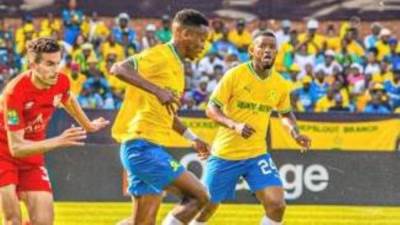 صن داونز يتخطى شباب بلوزداد ويضرب موعد مع الوداد فى نصف النهائي