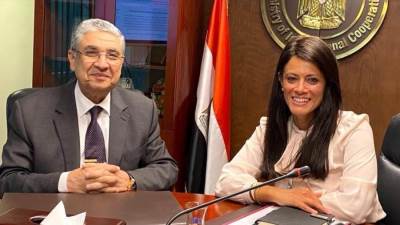 فوز مشروع محطة كهرباء جنوب حلوان بجائزة عبداللطيف يوسف الحمد التنموية في الوطن العربي