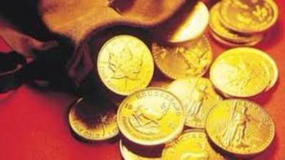 السماح للمصريين في الخارج الدخول بالذهب دون جمارك.. هل تهدأ الأسعار؟