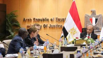 وزير العدل يستقبل نائب رئيس مجموعة البنك الدولي