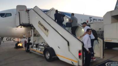 علي متن رحلة خاصة.. مصرللطيران تنقل بعثة نادي بيراميدز إلي أبوظبي