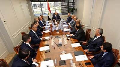 وزير الإسكان يلتقى مجموعة من المطورين العقاريين لمناقشة التحديات التي تواجه القطاع