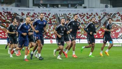 الأهلي يختتم تدريباته استعدادًا لمباراة بيراميدز غدا في السوبر