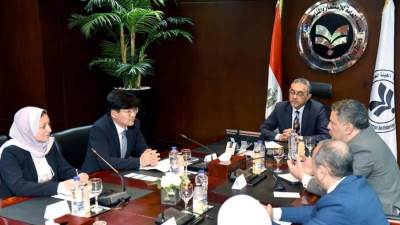 حسام هيبة ورئيس شركة سامسونج- مصر يبحثان خطط الشركة التوسعية بالسوق المصري