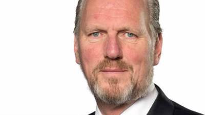 سفير هولندا بـالقاهرة يشيد بعلاقات التعاون بين البلدين