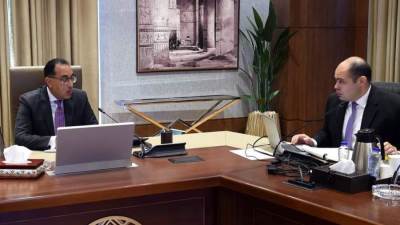 مدبولي يستعرض مع رئيس جهاز حماية المنافسة التقدم المحرز في عدد من ملفات العمل