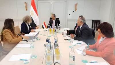 وزير الاتصالات يلتقى مسئولى عدد من الشركات المتخصصة فى مجالات صناعة البرمجيات