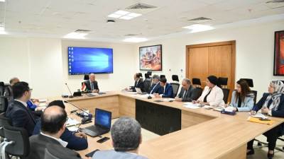 سويلم يتابع خطة عمل "مبادرة التكيف بقطاع المياه" AWARe