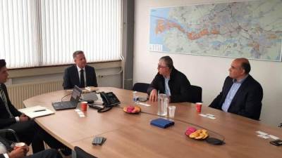 رئيس اقتصادية قناة السويس يتفقد ميناء روتردام ويبحث سبل التعاون المشترك