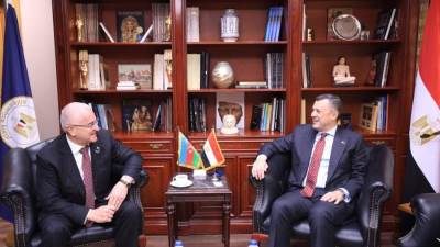 عيسى يستقبل سفير أذربيجان لبحث التعاون في مجال السياحة والآثار