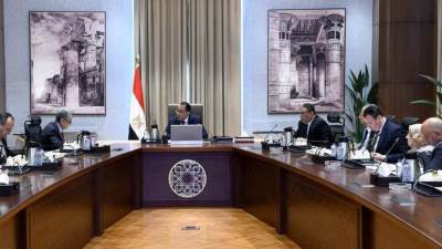 رئيس الوزراء يؤكد أهمية جهود وزارة الكهرباء في التطوير المستمر للقطاع 