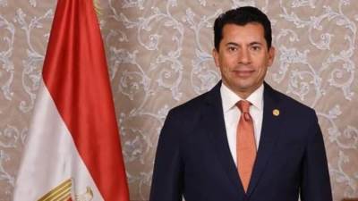 وزير الرياضة يتابع الحالة الصحية لنجم الاتحاد السكندري عادل البابلي