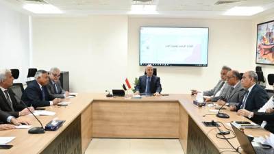 سويلم يتابع موقف المنظومة المائية والاستعدادات الجارية لاستقبال فترة أقصى الإحتياجات