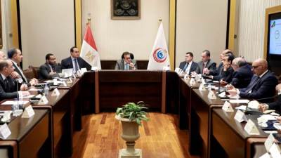 وزير الصحة يوجه بوضع خطة متكاملة لانشاء مراكز تميز تخصصية بجميع المحافظات