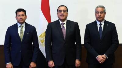 رئيس الوزراء يشهد توقيع بروتوكول تعاون بين "القوى العاملة" و"الشباب والرياضة"
